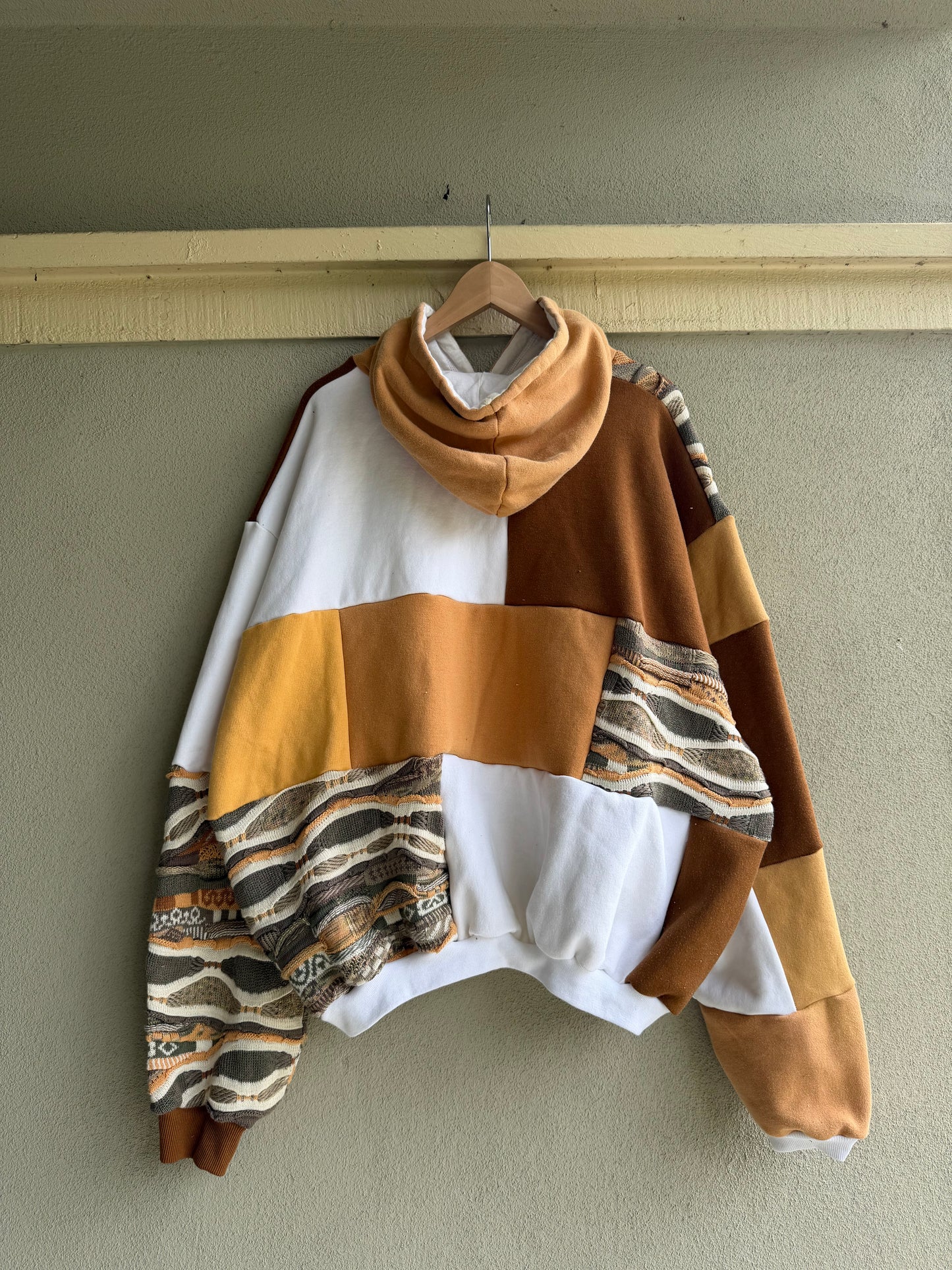 Golden Campfire (XS-XXL)