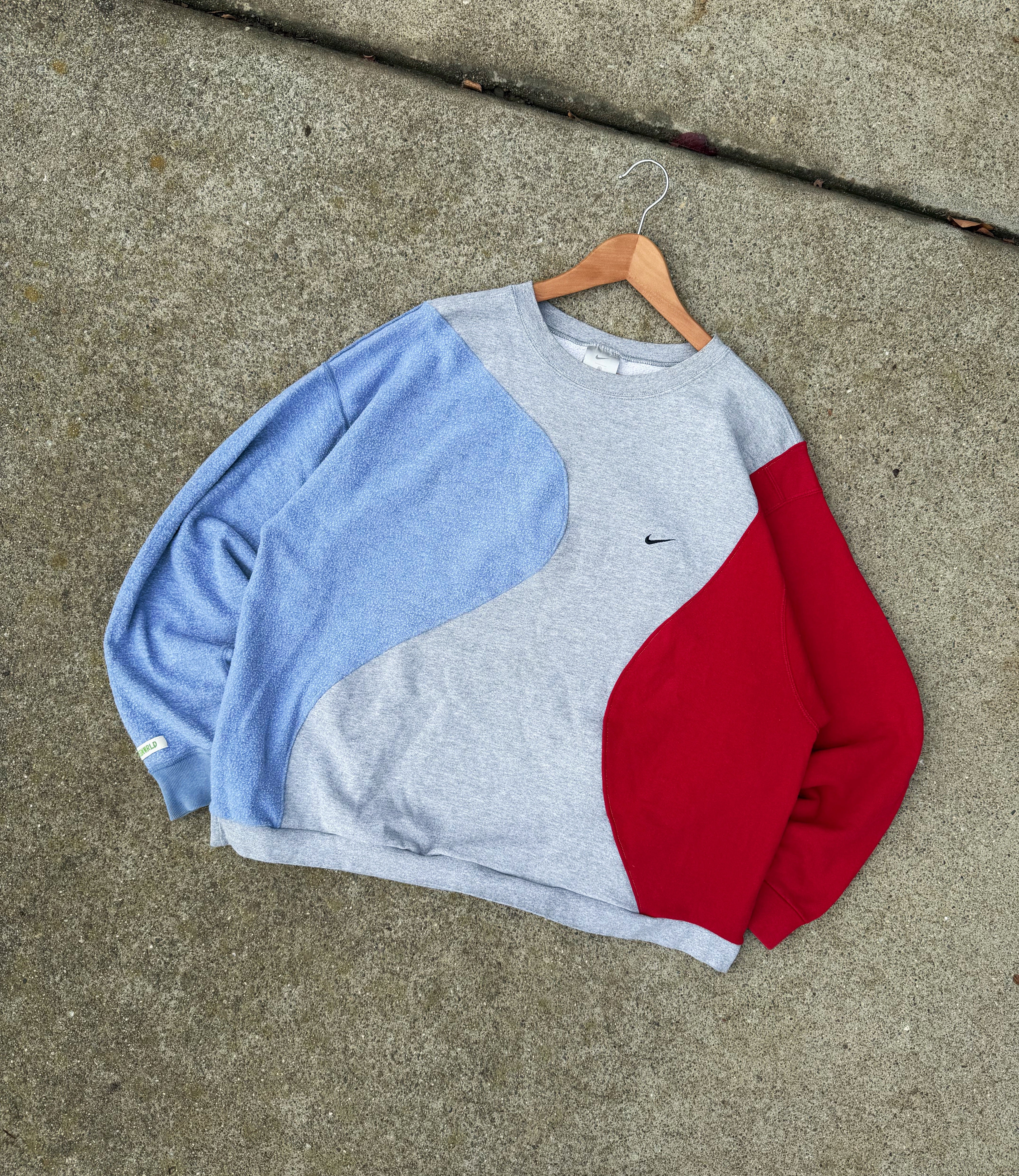 Blue Grey Red (XS-XL)