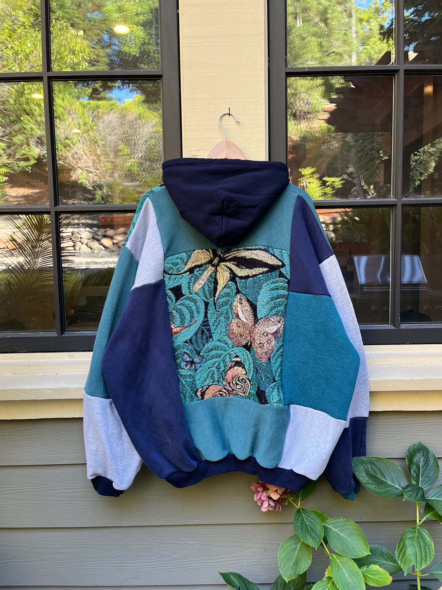 Rainforest Flutter (XS-XXL)