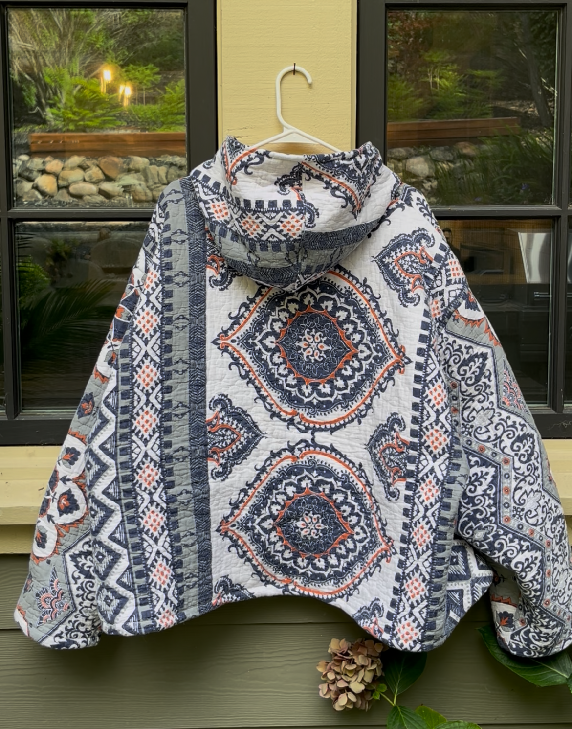 Autumn Hoodie (XS-XL/XXL)