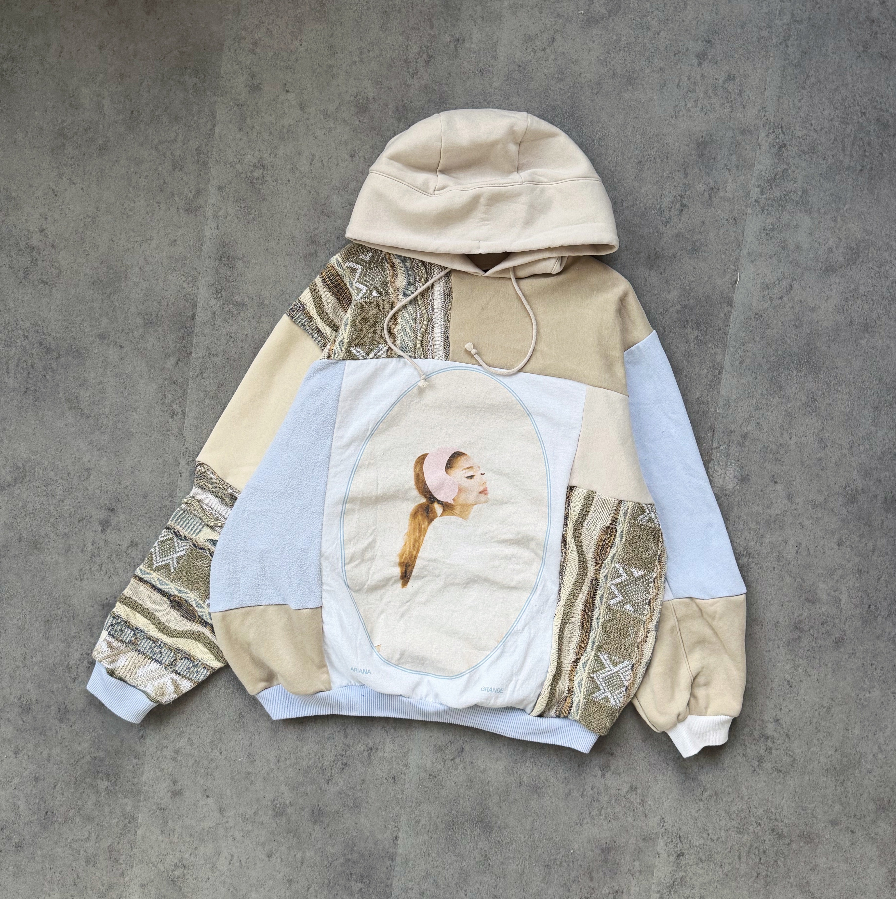 Ariana Grande (XS-XXL)