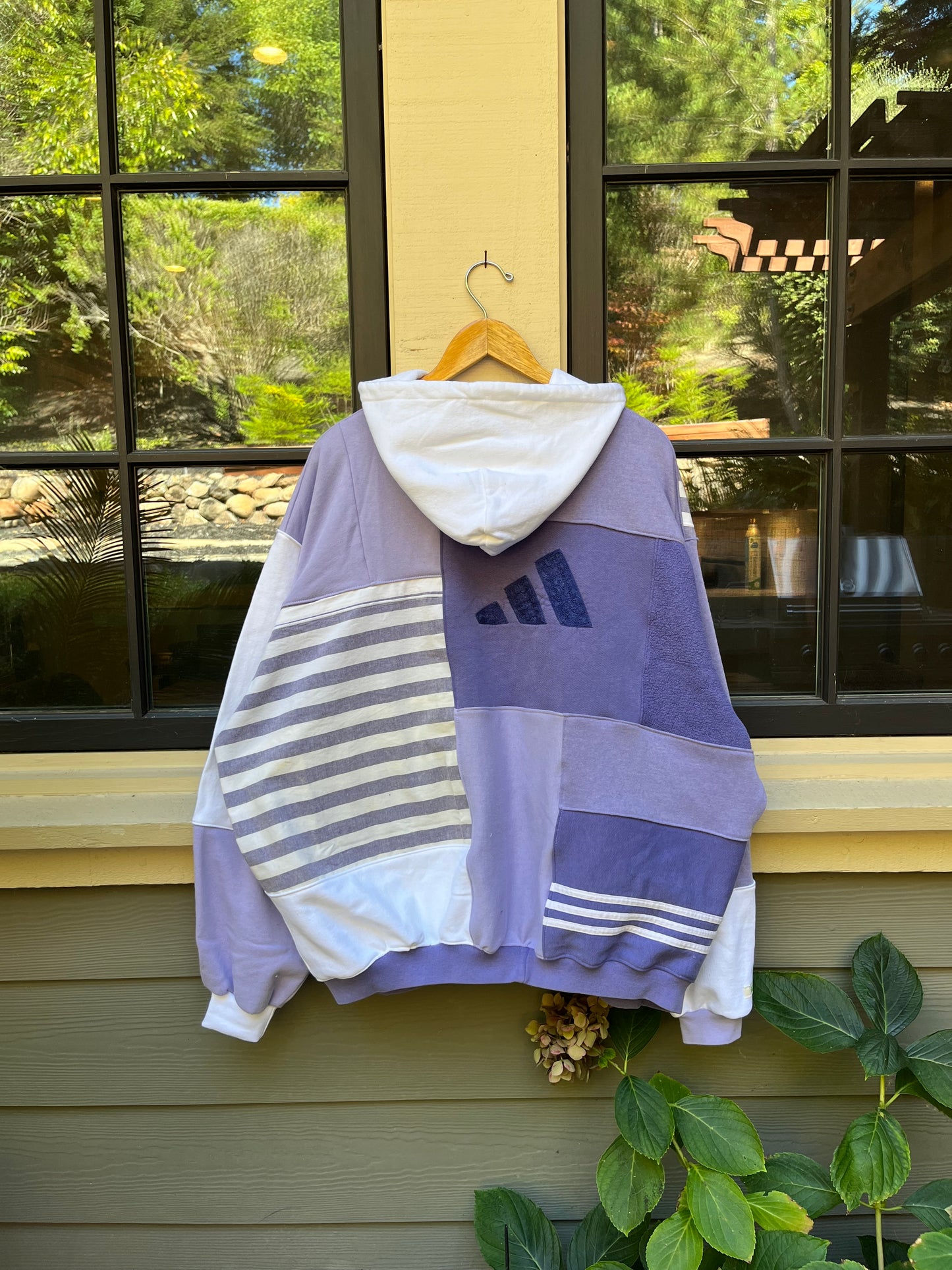 Adidas Stripes (XS-XXL)
