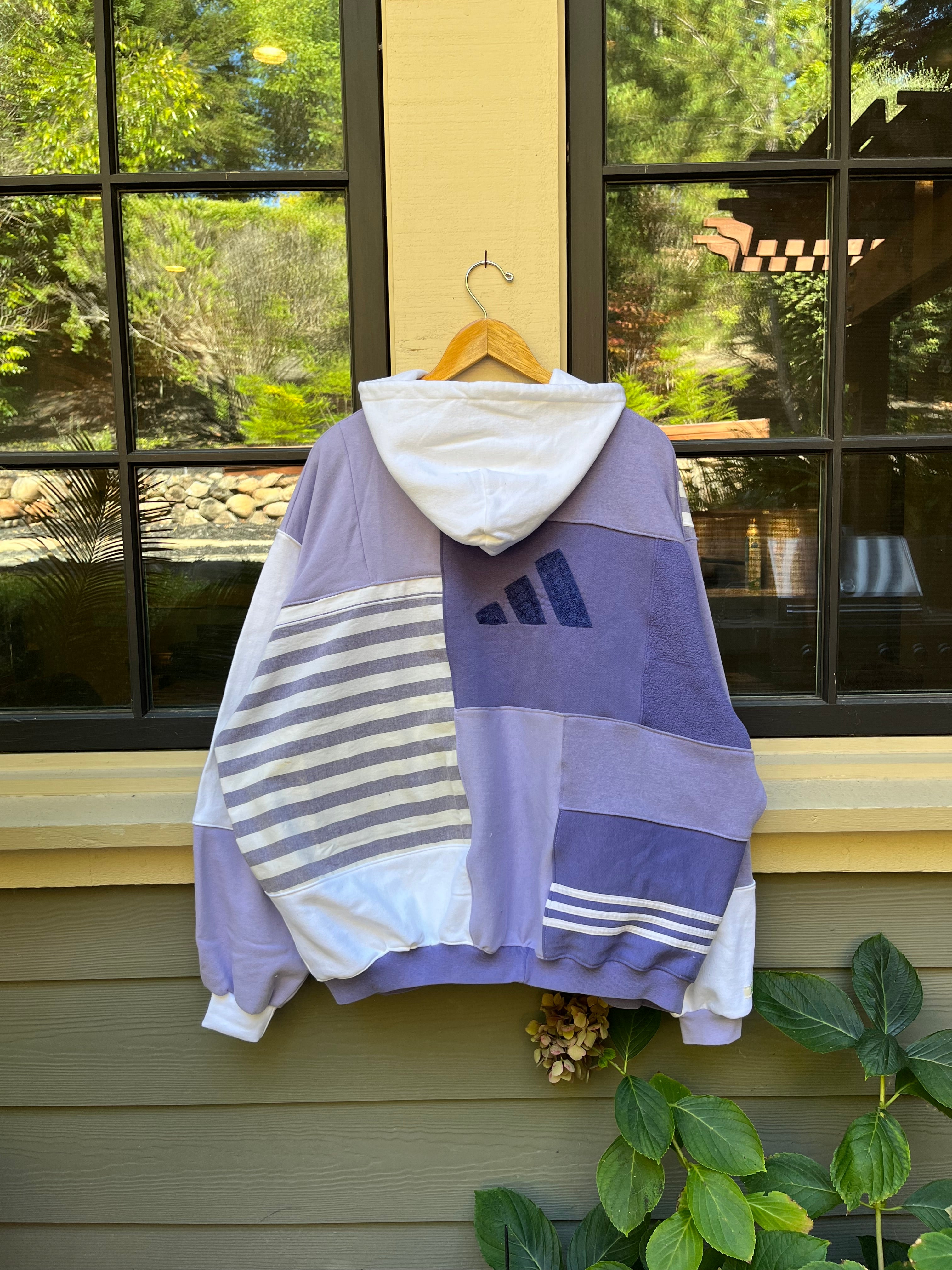 Adidas Stripes (XS-XXL)